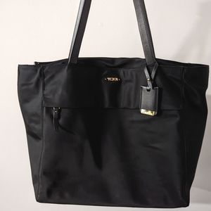 Tumi Voyageur Large M Tote